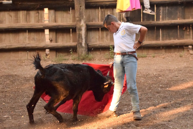 Gabriel à la muleta Gabriel à la muleta