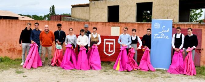 Les entrainements avec bétail continuent. Les entrainements avec bétail continuent.