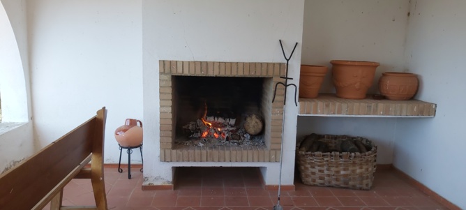 Fais du feu dans la cheminée